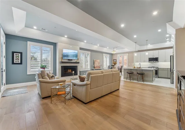 Photo 3 of Condo for sale at 4411 Mcpherson Ave #3, Saint Louis, MO 63108 | MLS# 25009598 | Listing updated on 2025-03-19