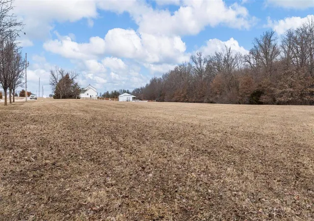 28th image of 12382 Linneman Ln, Wright City, MO 63390 | MLS# 25009625