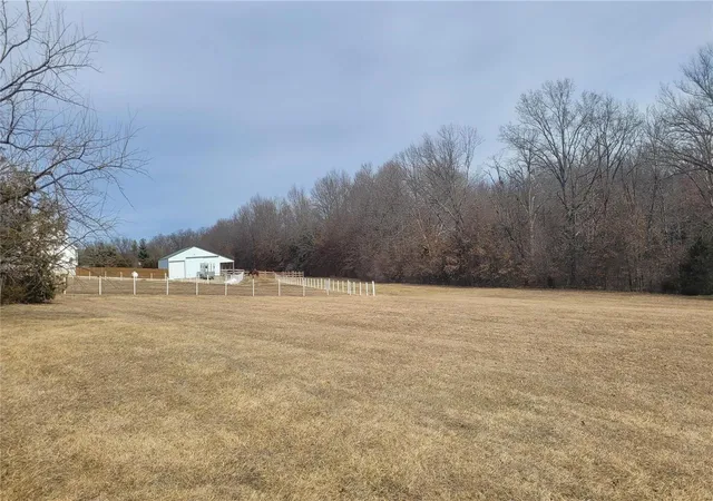 5th image of 12382 Linneman Ln, Wright City, MO 63390 | MLS# 25009625
