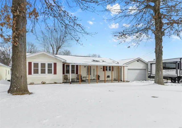 Photo 2 of Single family home for sale at 160 Highway 61, Bloomsdale, MO 63627 | MLS# 25009645 | Listing updated on 2025-03-09