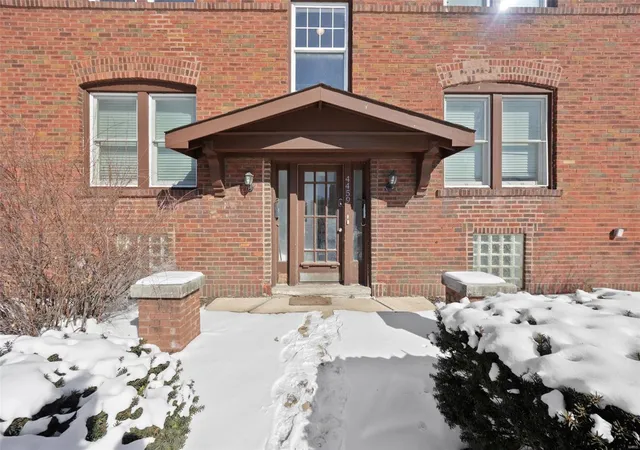 Photo 2 of Multi family home for sale at 4459 Shaw Blvd, Saint Louis, MO 63110 | MLS# 25009677 | Listing updated on 2025-02-27
