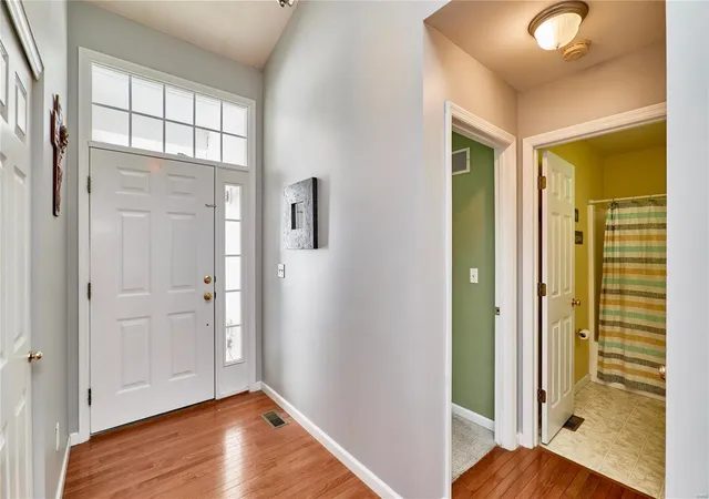 Photo 2 of Sale Pending at 889 Gandolf Wy, Eureka, MO 63025 | MLS# 25009814 | Listing updated on 2025-03-03