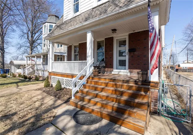 Photo 1 of Single family home for sale at 6717 Smiley Ave, Saint Louis, MO 63139 | MLS# 25009815 | Listing updated on 2025-03-20