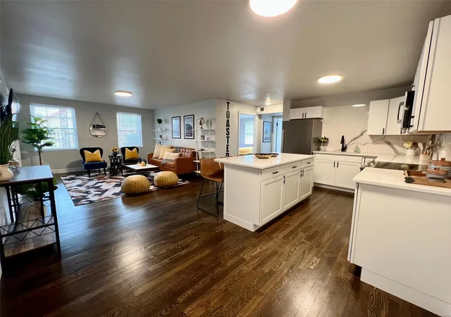 Photo 2 of Multi family home for sale at 4912 Hampton Ave, Saint Louis, MO 63109 | MLS# 25009824 | Listing updated on 2025-02-27
