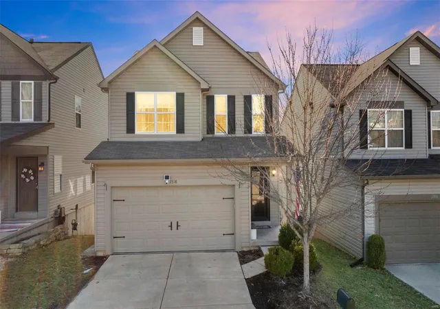 Photo 1 of Single family home for sale at 2318 Wills Holw Dr, Saint Peters, MO 63376 | MLS# 25009832 | Listing updated on 2025-03-18