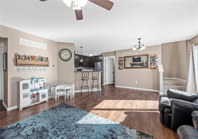 Photo 2 of Single family home for sale at 2318 Wills Holw Dr, Saint Peters, MO 63376 | MLS# 25009832 | Listing updated on 2025-03-18