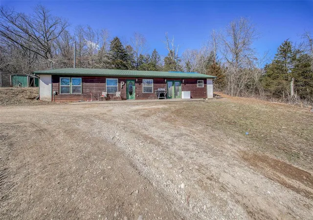 Photo 1 of Single family home for sale at 13011 Private Dr 3625, Saint James, MO 65559 | MLS# 25009886 | Listing updated on 2025-03-06