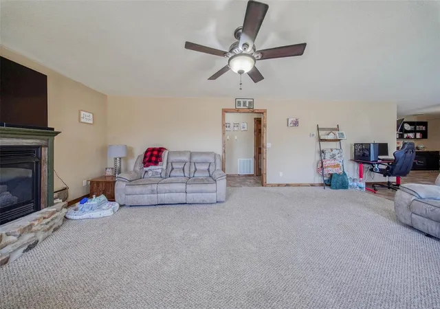 Photo 2 of Single family home for sale at 13011 Private Dr 3625, Saint James, MO 65559 | MLS# 25009886 | Listing updated on 2025-03-06