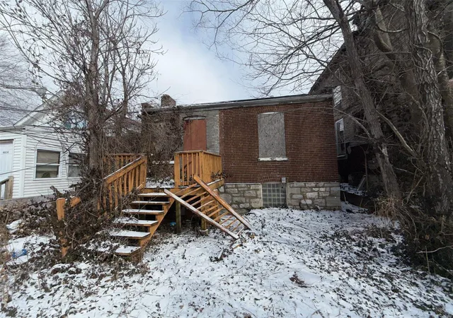 3rd image of 4612 Ashland Ave, Saint Louis, MO 63115 | MLS# 25010082