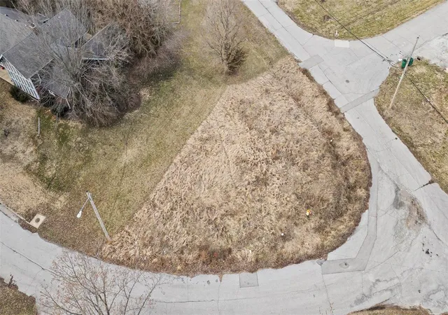 2nd image of 0 Calhoun Ln, East Saint Louis, IL 62203 | MLS# 25010159