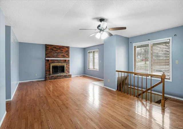 Photo 4 of Single family home for sale at 1903 Cherokee Trl Ln, Florissant, MO 63031 | MLS# 25010166 | Listing updated on 2025-03-20