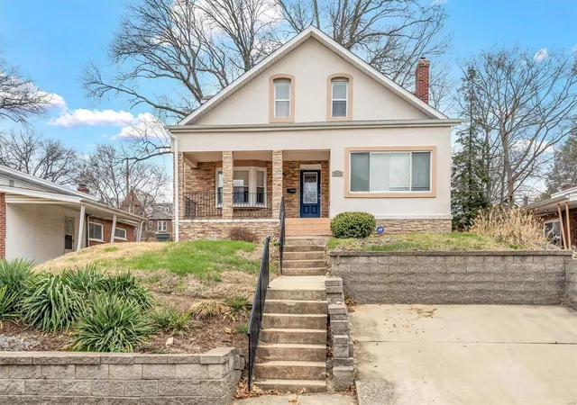 Photo 2 of Single family home for sale at 7415 Wellington Ave, Saint Louis, MO 63130 | MLS# 25010219 | Listing updated on 2025-03-12