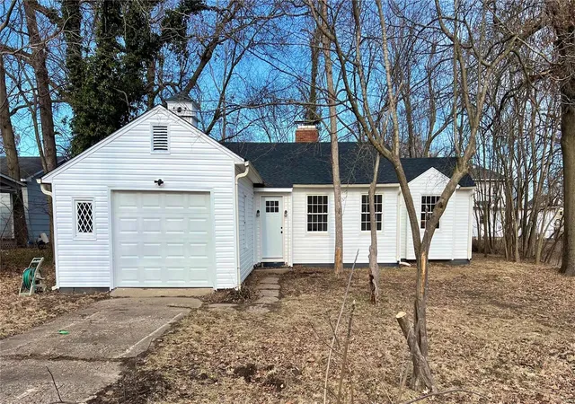 Photo 2 of Single family home for sale at 410 N State St, Montgomery City, MO 63361 | MLS# 25010261 | Listing updated on 2025-03-13