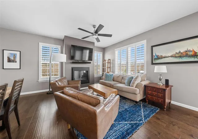 Photo 2 of Sale Pending at 105 Katiemist Dr, Saint Peters, MO 63376 | MLS# 25010304 | Listing updated on 2025-03-10