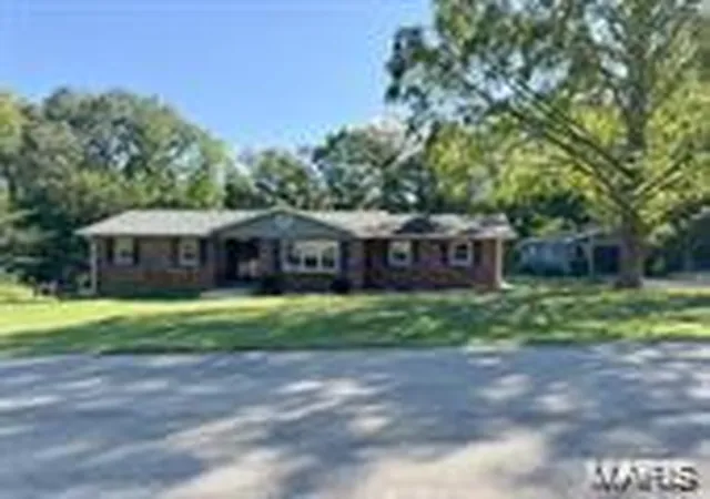 Photo 1 of Single family home for sale at 11354 E Northview Dr, Dexter, MO 63841 | MLS# 25010327 | Listing updated on 2025-03-01