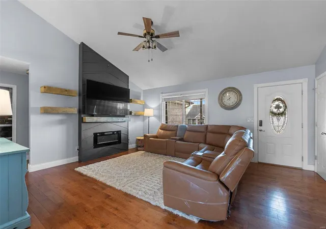 4th image of 1850 Evondale Dr, Cape Girardeau, MO 63701 | MLS# 25010357
