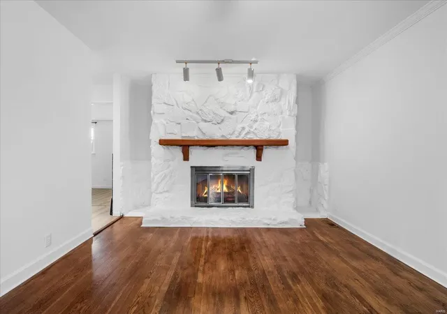 Photo 3 of Single family home for sale at 1525 Ballard Dr, Saint Louis, MO 63137 | MLS# 25010464 | Listing updated on 2025-03-05