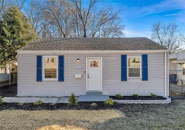 Photo 1 of Sale Pending at 9120 Kathlyn Dr, Saint Louis, MO 63134 | MLS# 25010468 | Listing updated on 2025-03-12