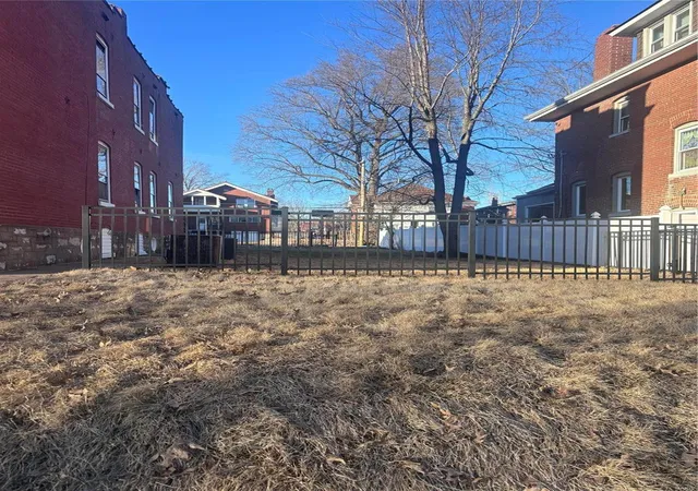 Photo 1 of Land for sale at 5037 Murdoch, Saint Louis, MO 63109 | MLS# 25010535 | Listing updated on 2025-03-13