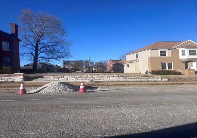Land for sale at 2925 Lafayette Ave, Saint Louis, MO 63104 | MLS# 25010536
