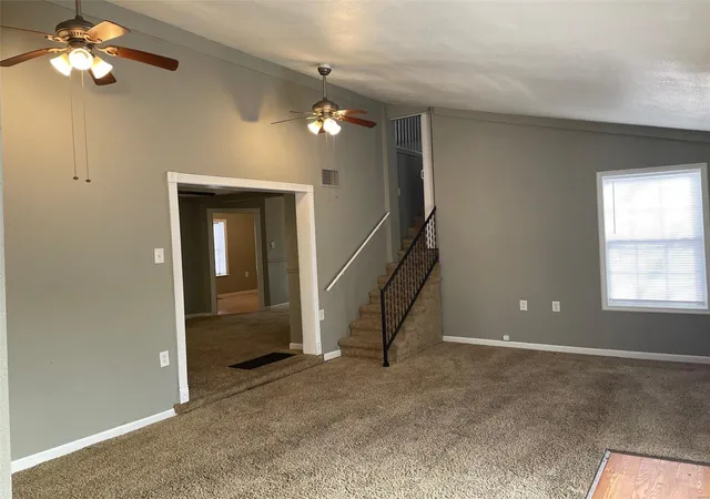 Photo 3 of Single family home for sale at 423 W Harris Ave, Greenville, IL 62246 | MLS# 25011593 | Listing updated on 2025-03-14