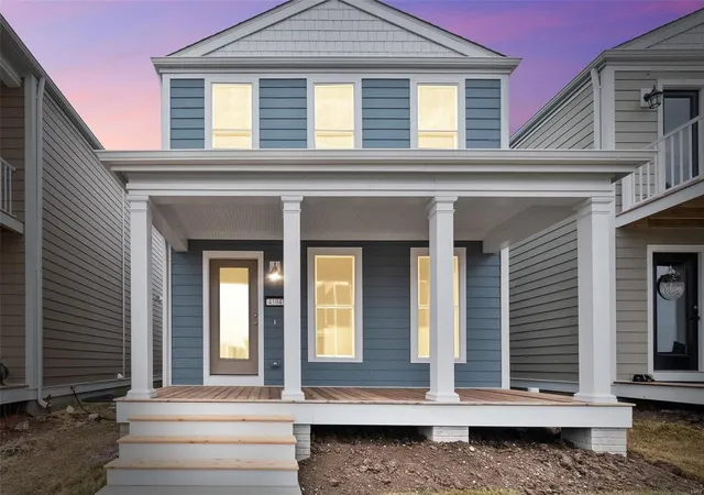 Photo 1 of Sale Pending at 4104 Marais Temps Claire Dr, Saint Charles, MO 63301 | MLS# 25011752 | Listing updated on 2025-03-16