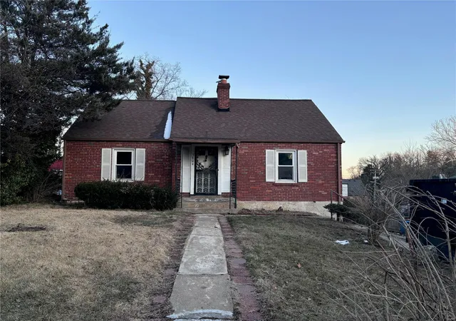 Photo 1 of Single family home for sale at 3804 Melba Pl, Saint Louis, MO 63121 | MLS# 25011781 | Listing updated on 2025-03-13