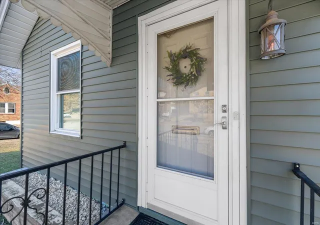 Photo 2 of Single family home for sale at 2024 Bellevue Ave, Saint Louis, MO 63143 | MLS# 25011785 | Listing updated on 2025-03-14
