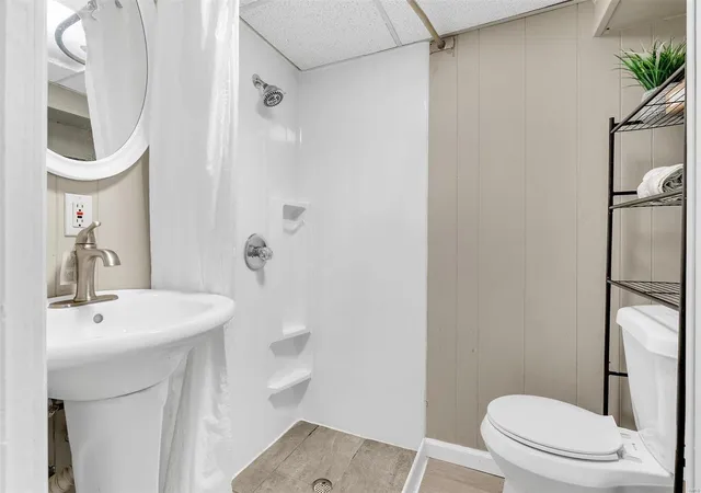 Photo 32 of Single family home for sale at 1502 Bredell Avenue, Saint Louis, MO 63117 | MLS# 25011786 | Listing updated on 2025-03-13