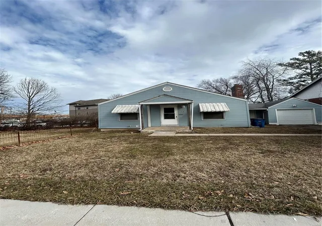 Photo 1 of Sale Pending at 1612 Bradford Ave, Saint Louis, MO 63133 | MLS# 25011794 | Listing updated on 2025-03-11