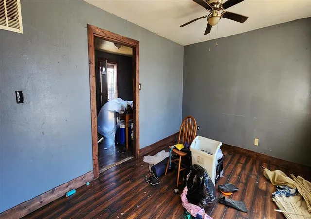 Photo 3 of Sale Pending at 2 Eastgate Dr, Granite City, IL 62040 | MLS# 25011942 | Listing updated on 2025-03-05