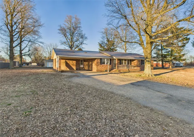 Photo 3 of Single family home for sale at 21415 State Hwy J, Malden, MO 63863 | MLS# 25011958 | Listing updated on 2025-03-01