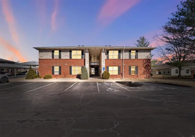 Photo 1 of Condo for sale at 406 S Church St #624, Saint Peters, MO 63376 | MLS# 25011988 | Listing updated on 2025-03-02