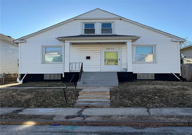 Photo 1 of Single family home for sale at 4836 Sigel Ave, Saint Louis, MO 63116 | MLS# 25012003 | Listing updated on 2025-03-11