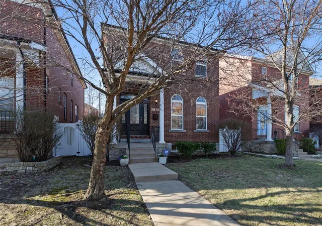 Photo 1 of Single family home for sale at 3940 Blaine Ave, Saint Louis, MO 63110 | MLS# 25012102 | Listing updated on 2025-03-17