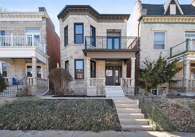 Photo 1 of Single family home for sale at 3964 Botanical Ave, Saint Louis, MO 63110 | MLS# 25012107 | Listing updated on 2025-03-19
