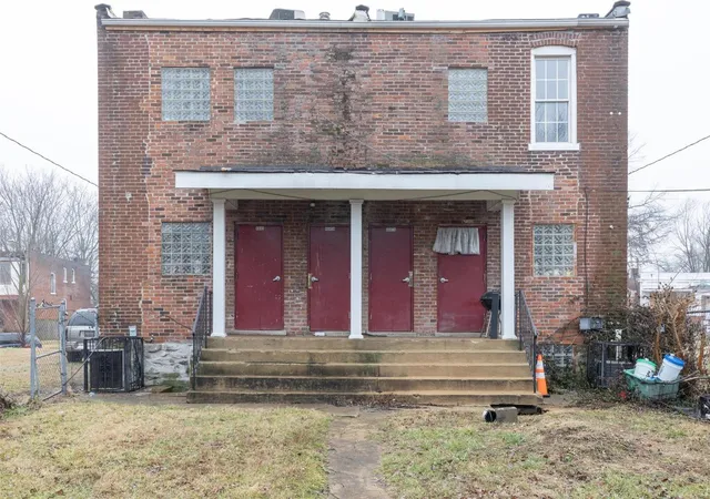 Photo 1 of Sale Pending at 4845 Northland Ave, Saint Louis, MO 63113 | MLS# 25012135 | Listing updated on 2025-03-16