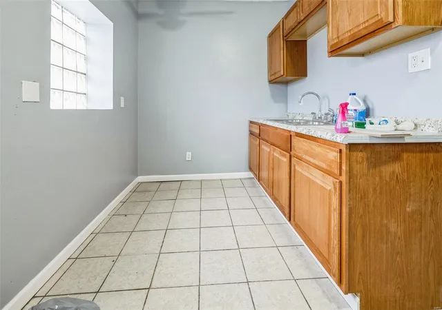 Photo 2 of Sale Pending at 4845 Northland Ave, Saint Louis, MO 63113 | MLS# 25012135 | Listing updated on 2025-03-16