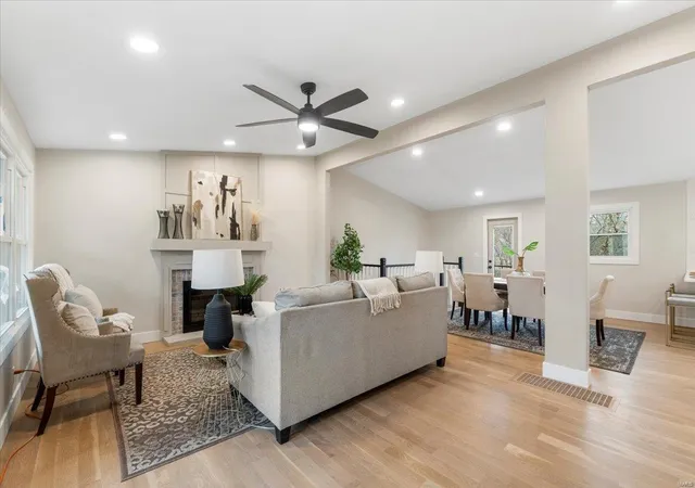Photo 3 of Sale Pending at 2447 Trossock Ln, Saint Louis, MO 63122 | MLS# 25012168 | Listing updated on 2025-03-07