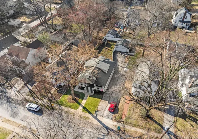Photo 2 of Sale Pending at 672 Atalanta Ave, Saint Louis, MO 63119 | MLS# 25012230 | Listing updated on 2025-03-18