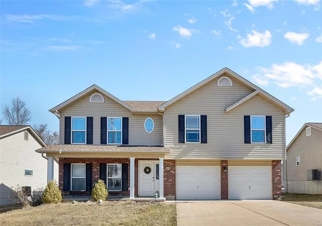 Single family home for sale at 806 Carly Ct, Pevely, MO 63070 | MLS# 25012246