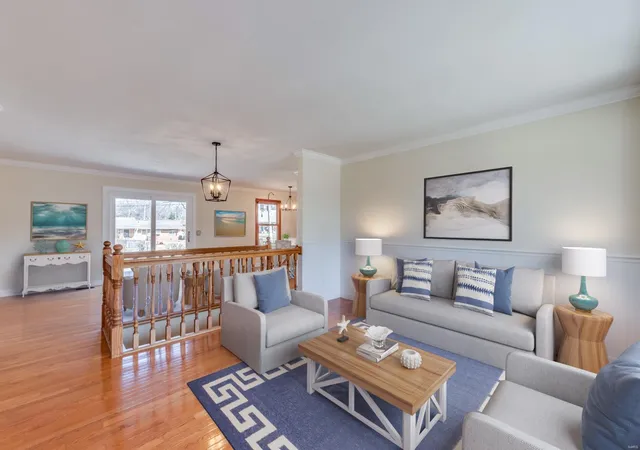 Photo 3 of Single family home for sale at 10097 Buffton Dr, Saint Louis, MO 63123 | MLS# 25012249 | Listing updated on 2025-03-17