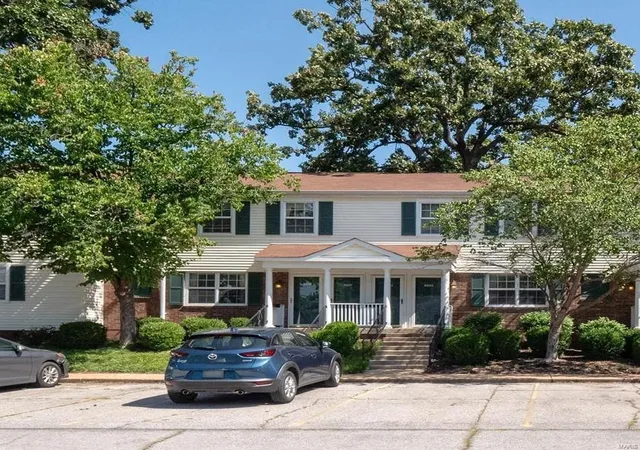 20th image of 8933 Cardinal Terr, Saint Louis, MO 63144 | MLS# 25012285