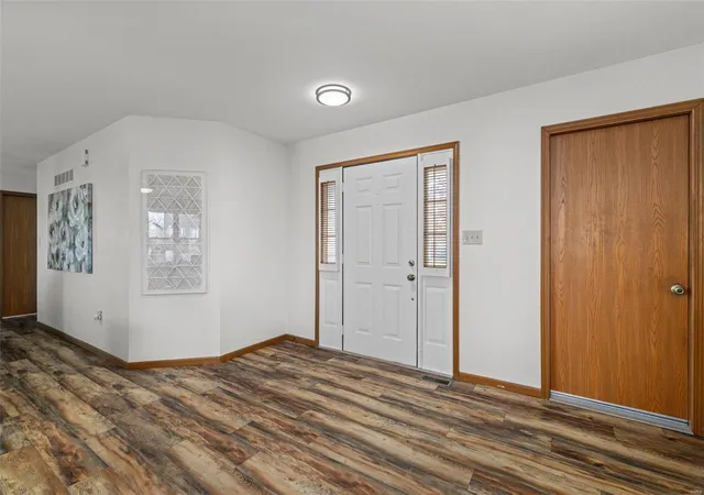 Photo 3 of Single family home for sale at 3693 Eagles Hills Ridge, Saint Charles, MO 63303 | MLS# 25012363 | Listing updated on 2025-03-13