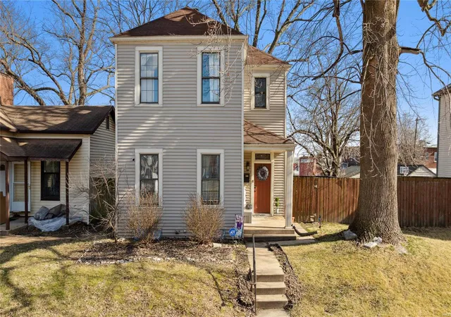 Photo 1 of Single family home for sale at 7010 Michigan Ave, Saint Louis, MO 63111 | MLS# 25012471 | Listing updated on 2025-03-17