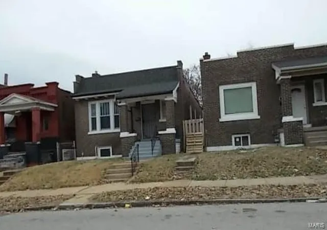 Photo 2 of Single family home for sale at 4416 San Francisco Ave, Saint Louis, MO 63115 | MLS# 25012479 | Listing updated on 2025-03-07