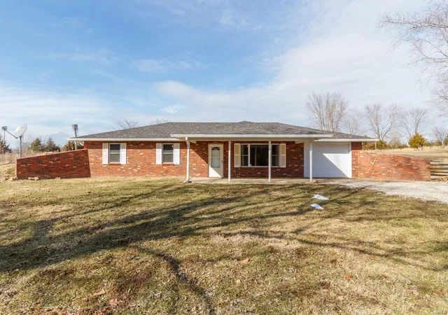 Photo 1 of Single family home for sale at 15059 Johnson Rd, Eldridge, MO 65463 | MLS# 25012484 | Listing updated on 2025-03-04