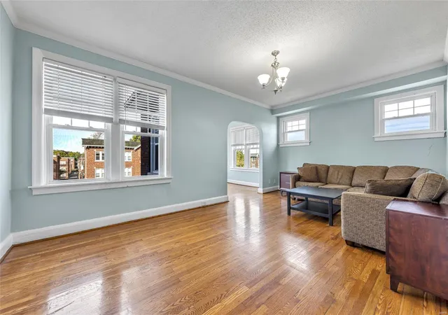 Photo 2 of Condo for sale at 754 Leland Ave #3N, Saint Louis, MO 63130 | MLS# 25012806 | Listing updated on 2025-03-05