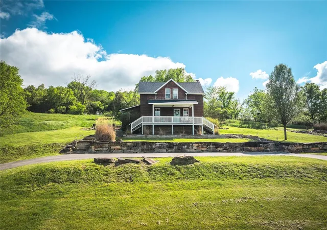 Photo 1 of Single family home for sale at 19530 County Road 3620, Saint James, MO 65559 | MLS# 25012867 | Listing updated on 2025-03-13
