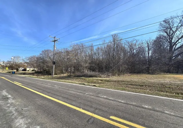 Homes for sale in Bloomfield, MO | 603 W Missouri St/Highway J, Bloomfield, MO 63825 | MLS# 25012924